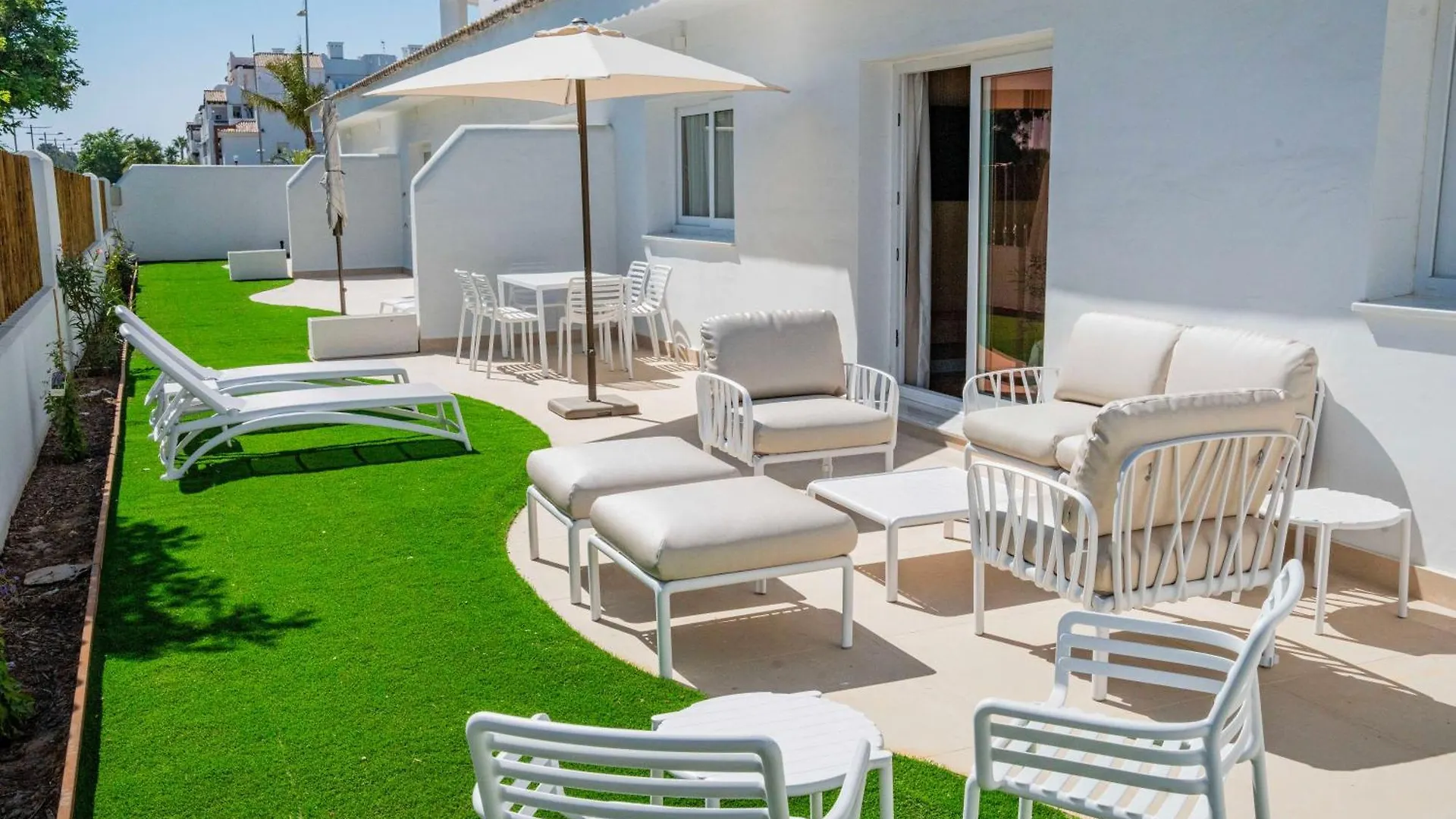 Punta Candor Suites Rota 0*,  Spain