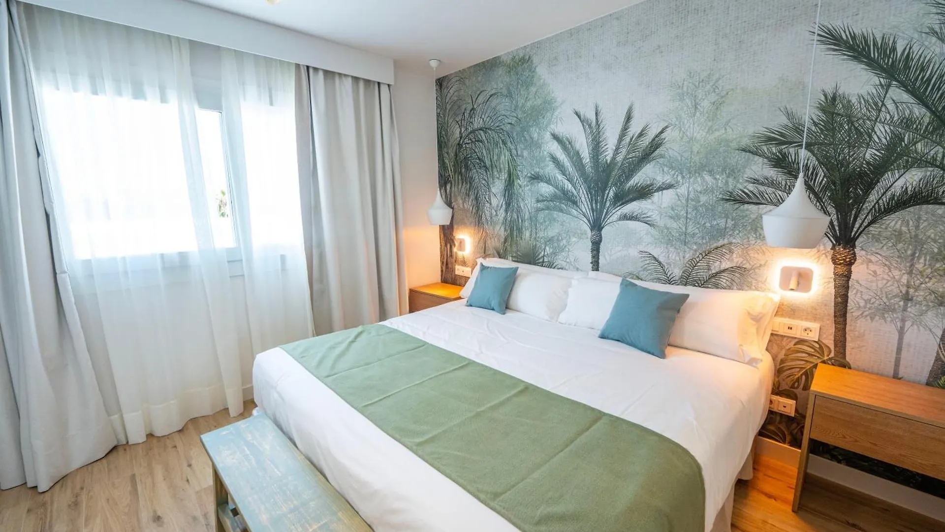 Punta Candor Suites Rota 0*,