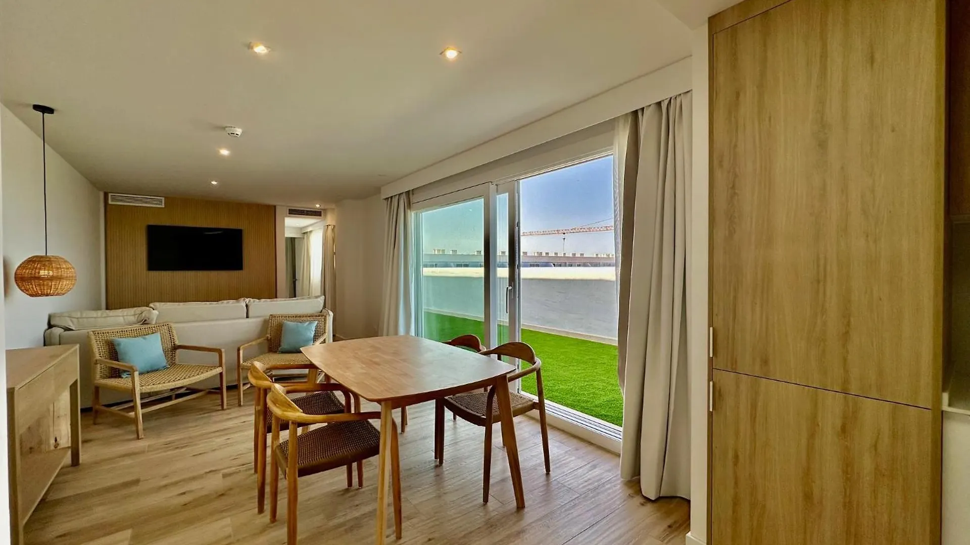 Punta Candor Suites Rota Apartment