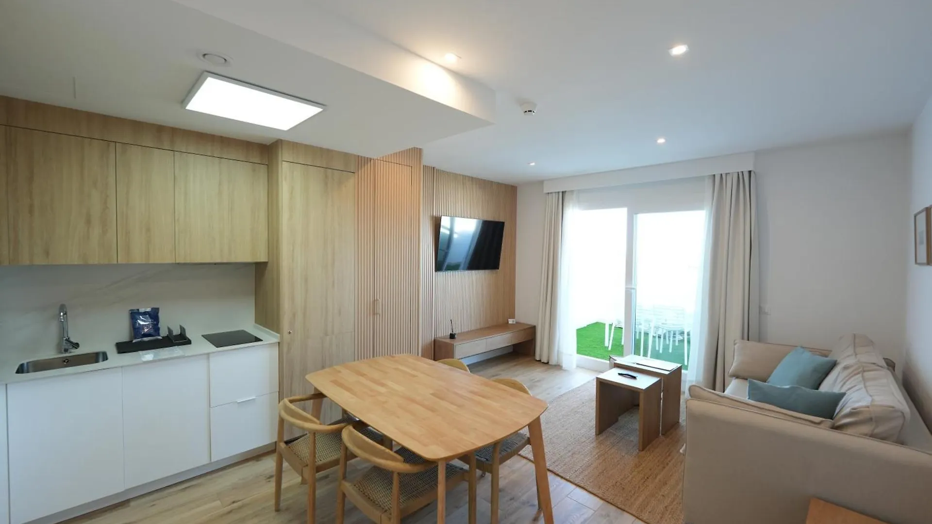 Apartment Punta Candor Suites Rota